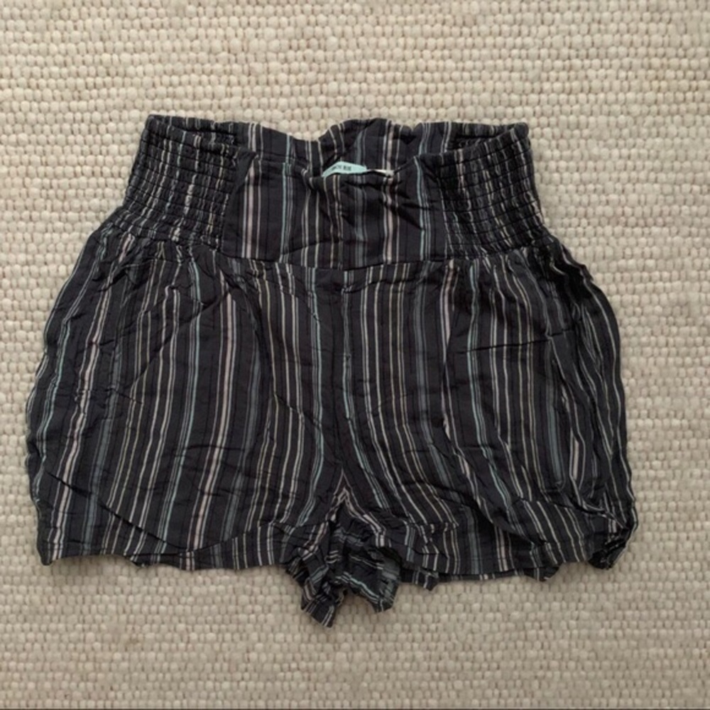 Kimchi Blue (Anthropologie) | High-Waist Shorts